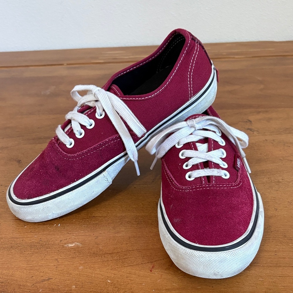 Vans Off the Wall Suede and Canvas Sneakers Size 7.5